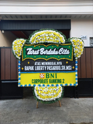 Papan Bunga Duka di Juang