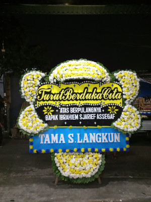 Papan Bunga Duka di Juang
